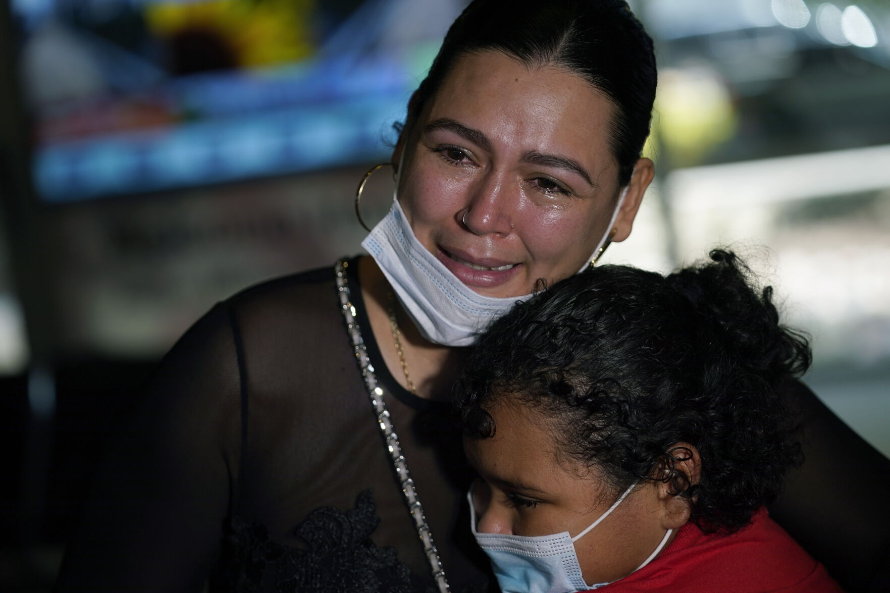 Migrants Girl Alone